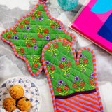Green Pot Holder & Oven Mitt
