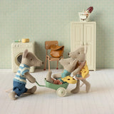 Tricycle Mouse, Big Brother w/ Bag- Brown