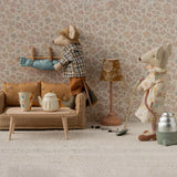 Couch, Mouse- Mable