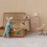 Mum & Dad in cigar box